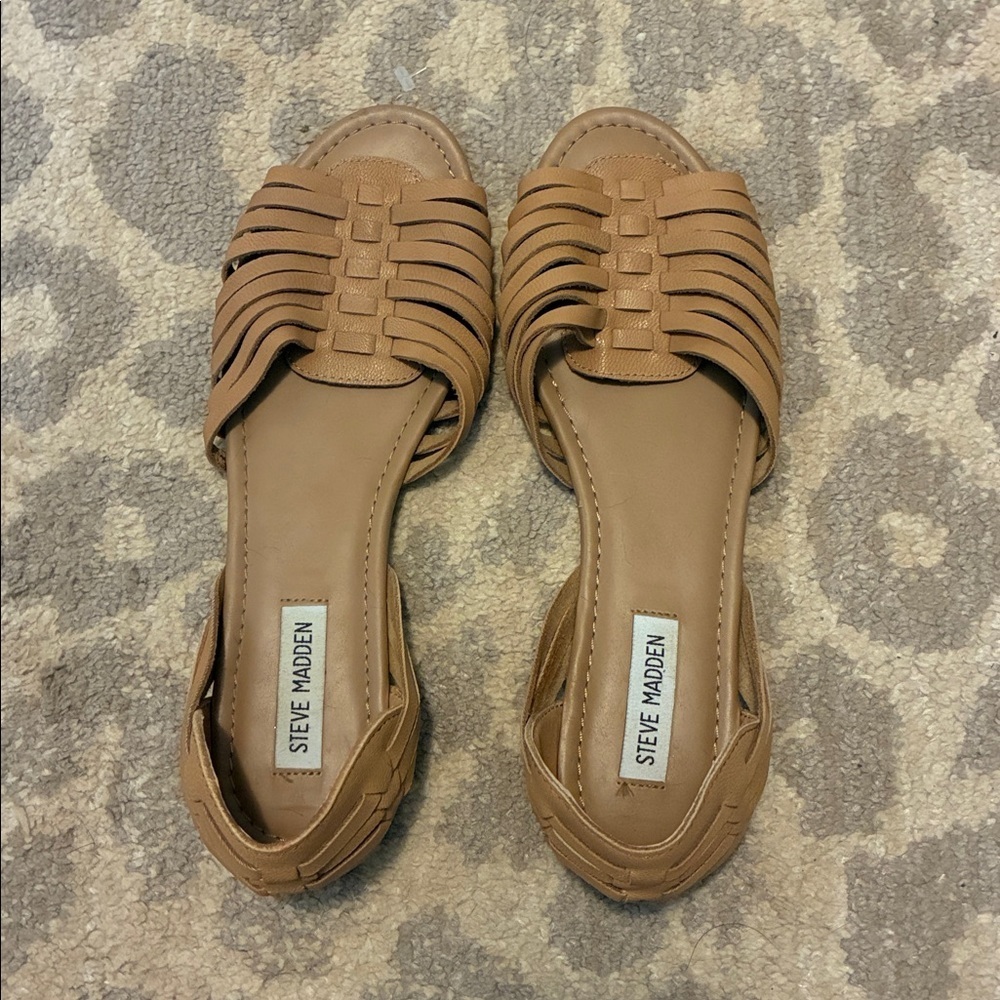 Steve Madden Sinead Huarche Sandal Tan